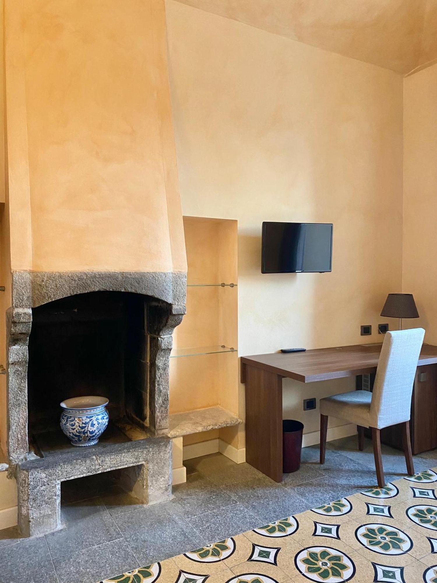 Relais & Spa Castello Di Casiglio Erba Pokoj fotografie